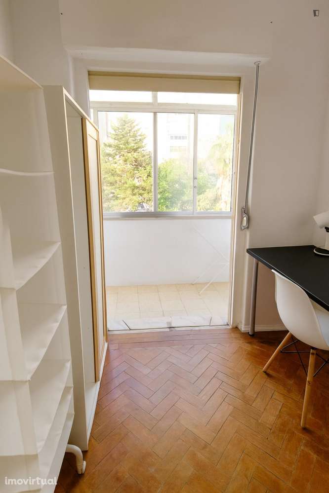 Quarto - localizado em Benfica Lisbon - Grande imagem: 5/11