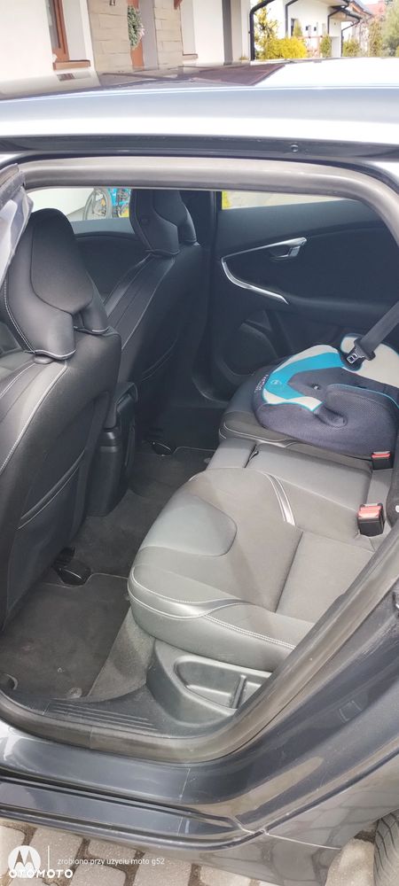 Volvo V40 D2 Momentum - 10