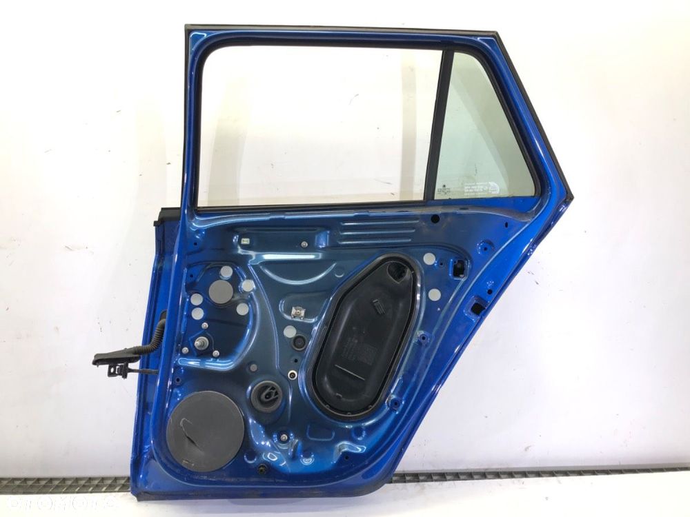 DRZWI PRAWY TYŁ  SKODA FABIA III Kombi (NJ5) 2014 - 2022 1.0 44 kW [60 KM] benzyna 2014 - 2022 - 4