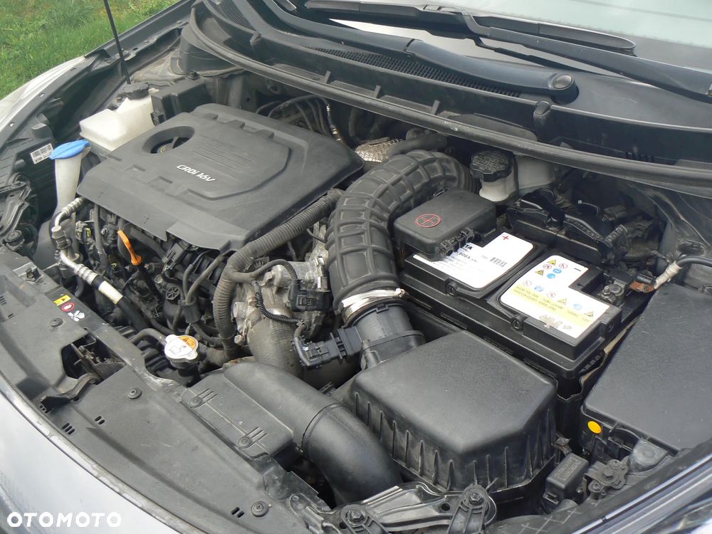 Hyundai i30 1.6 D Classic + - 13