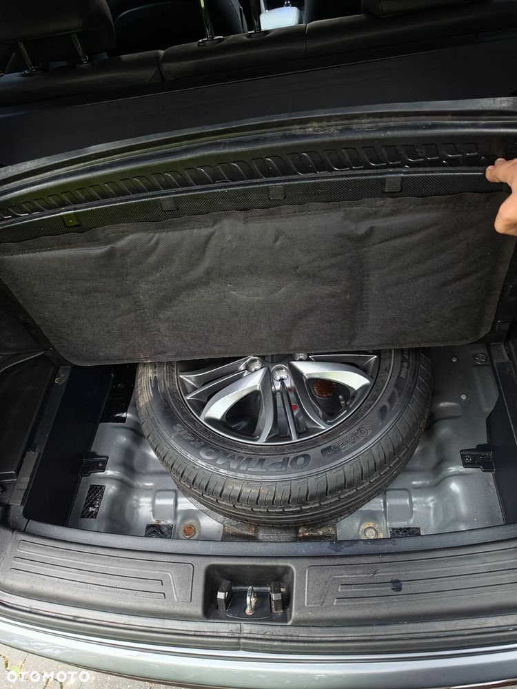 Hyundai ix35 2.0 GDI Premium 2WD - 17