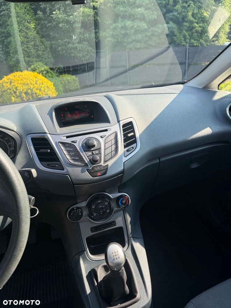 Ford Fiesta - 9