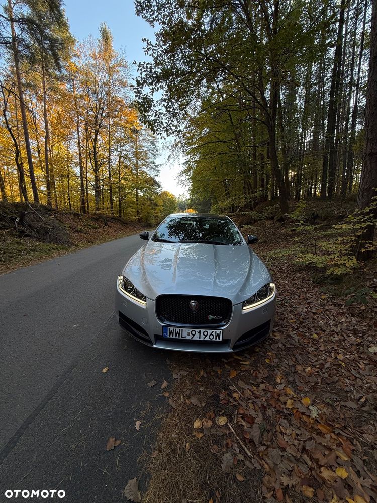 Jaguar XF 3.0 V6 D S Luxury - 4
