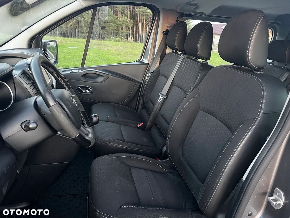 Opel Vivaro - 10