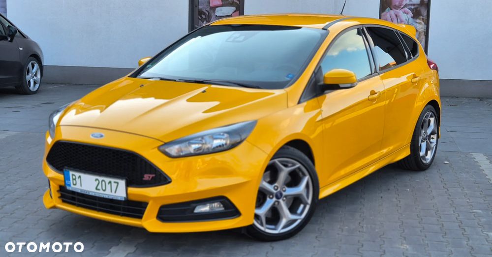 Ford Focus 2.0 EcoBoost ST mit Leder-Exclusiv-Paket - 20