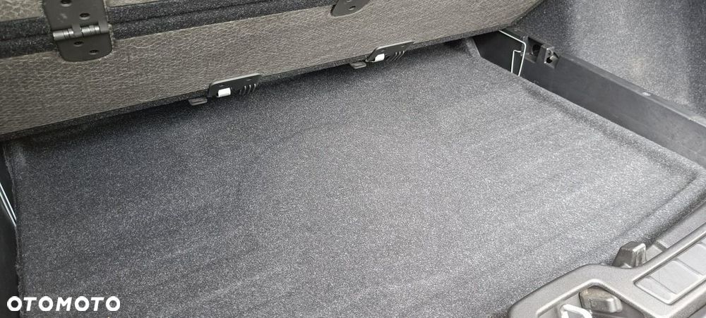 Volvo XC 40 B3 Core - 20
