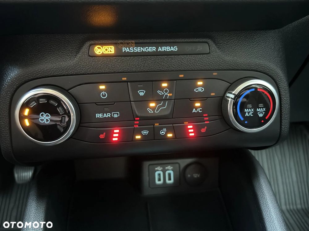 Ford Focus 1.5 EcoBlue SCR Connected - 25