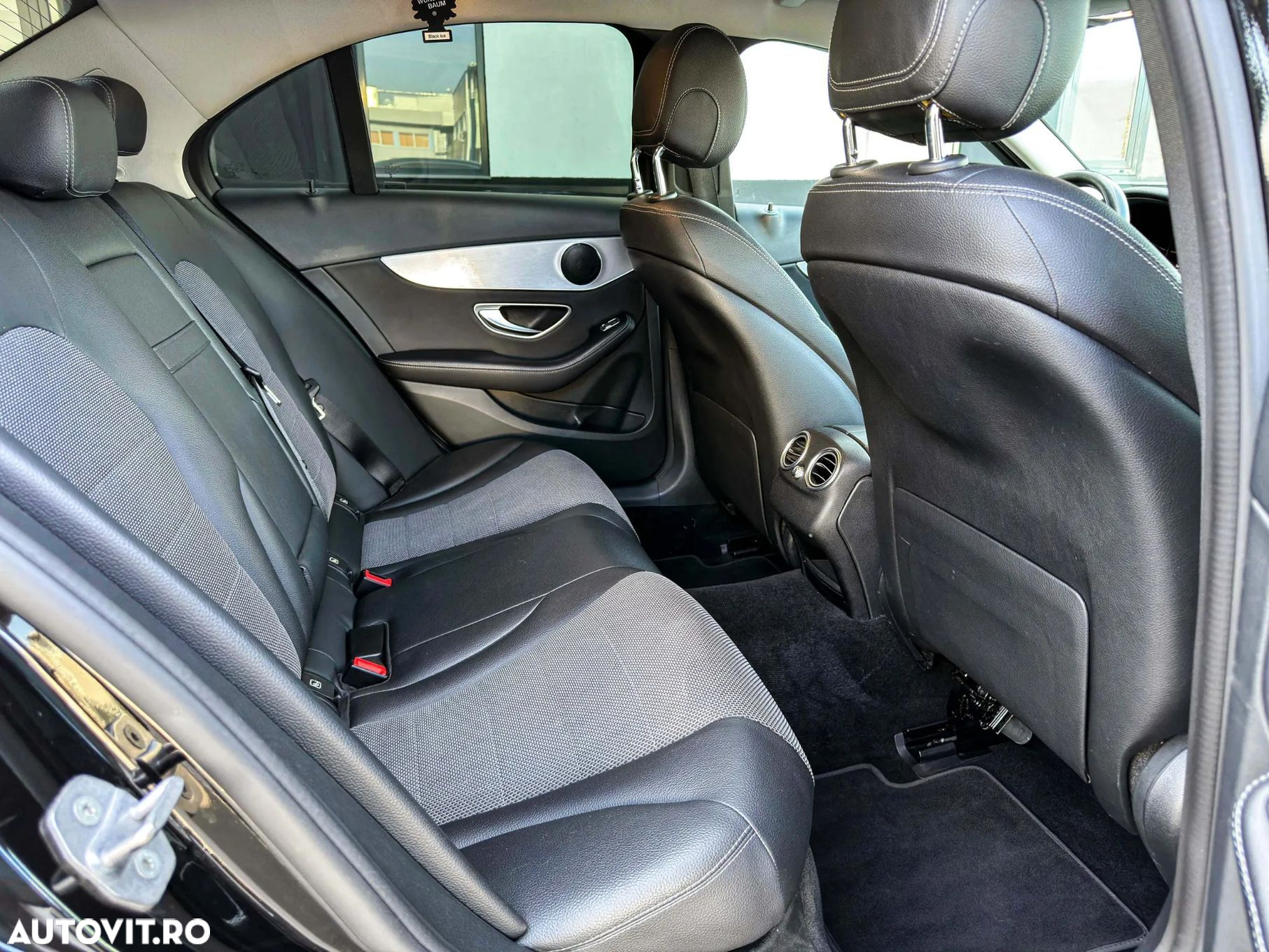 Mercedes-Benz C - 13