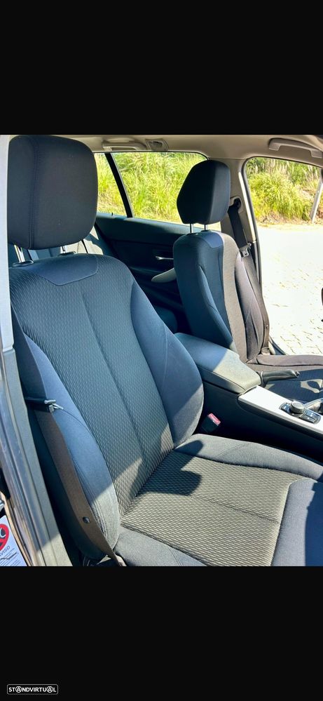 BMW 320 d Line Sport - 8