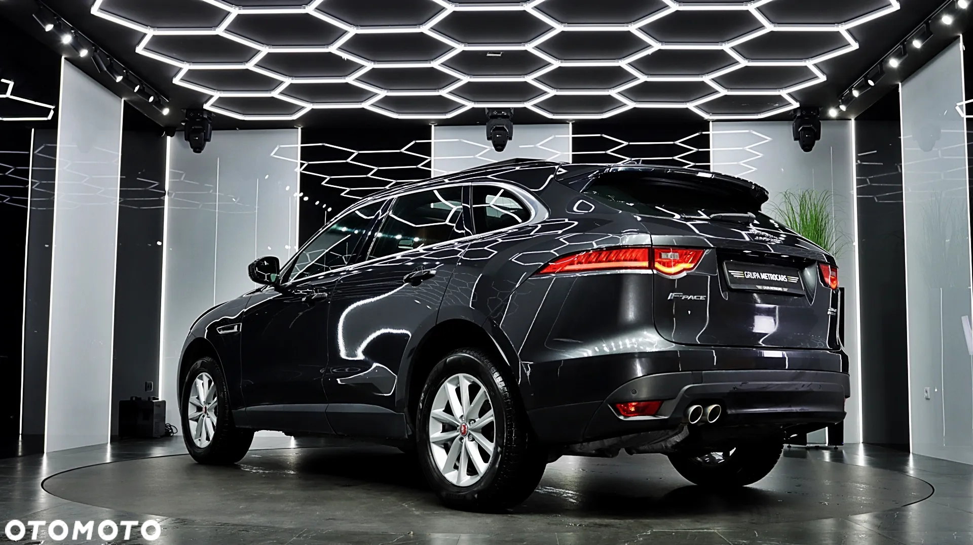 Jaguar F-Pace 2.0 i4D AWD Prestige - 6