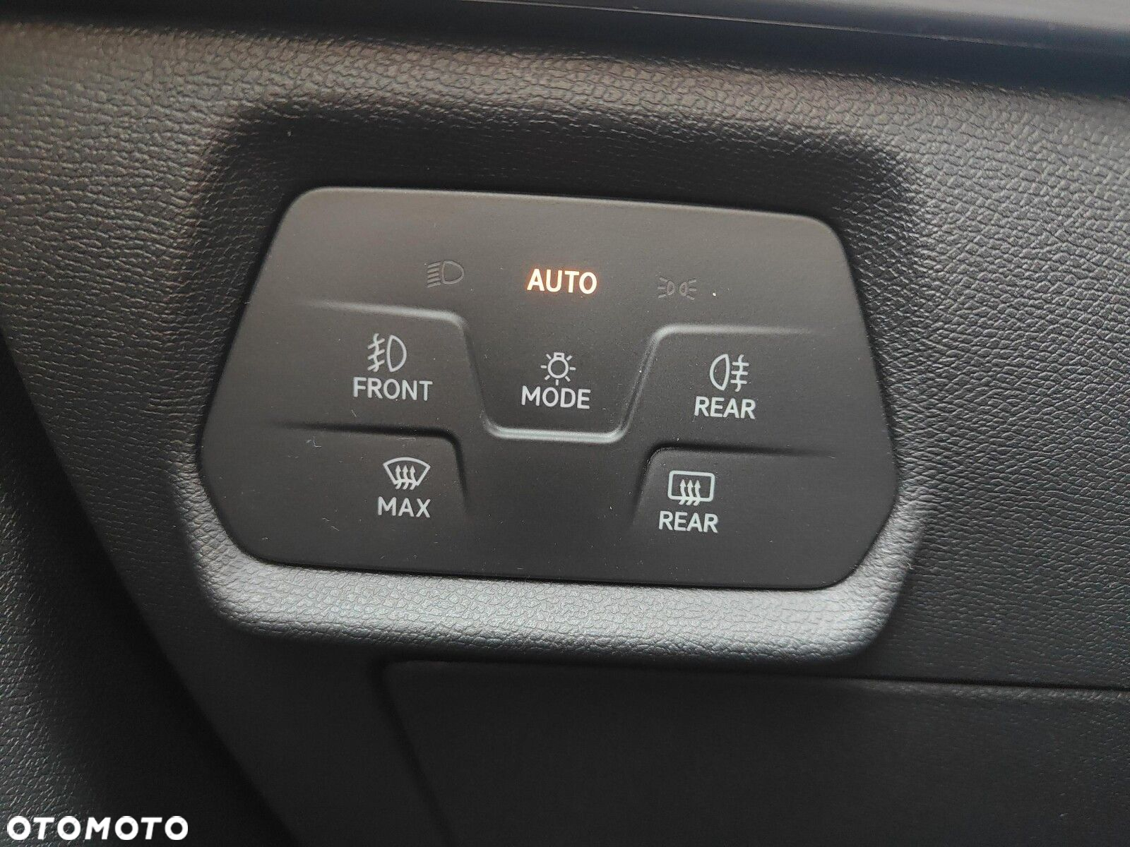 Cupra Leon - 25