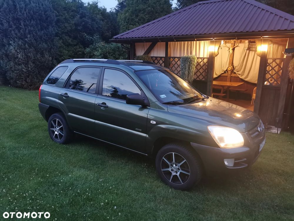 Kia Sportage 2.0 CRDi Tour - 1