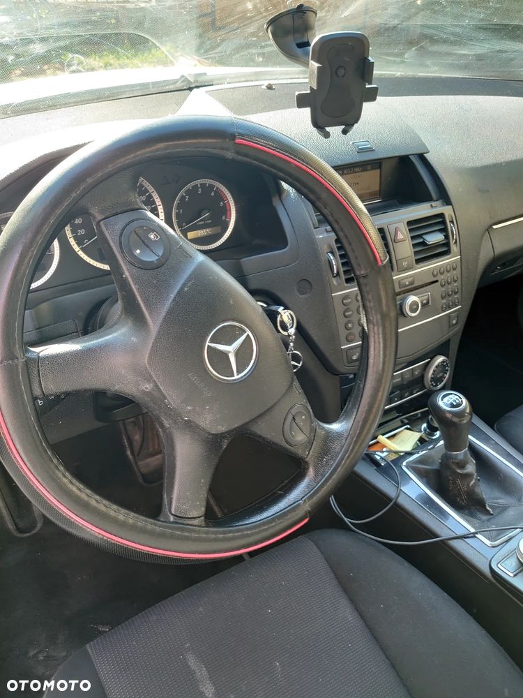 Mercedes-Benz Klasa C 200 CDI Avantgarde - 6