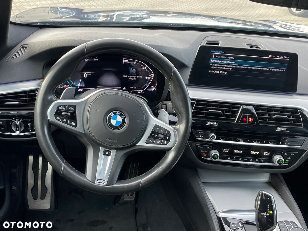 BMW Seria 5 530d xDrive M Sport sport - 18