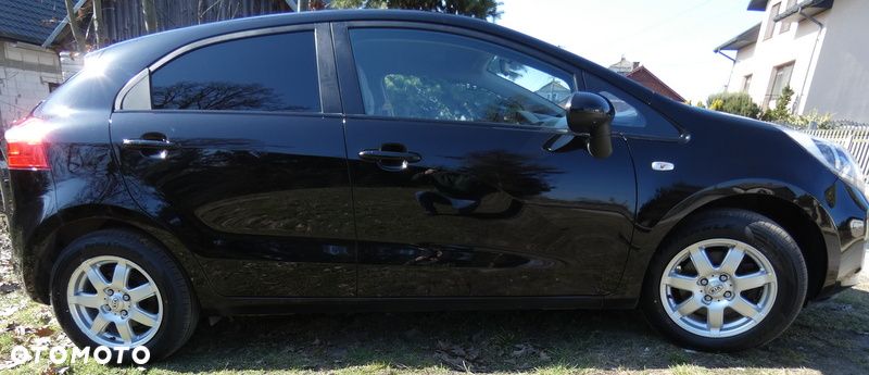 Kia Rio 1.2 Dream Team Edition - 7