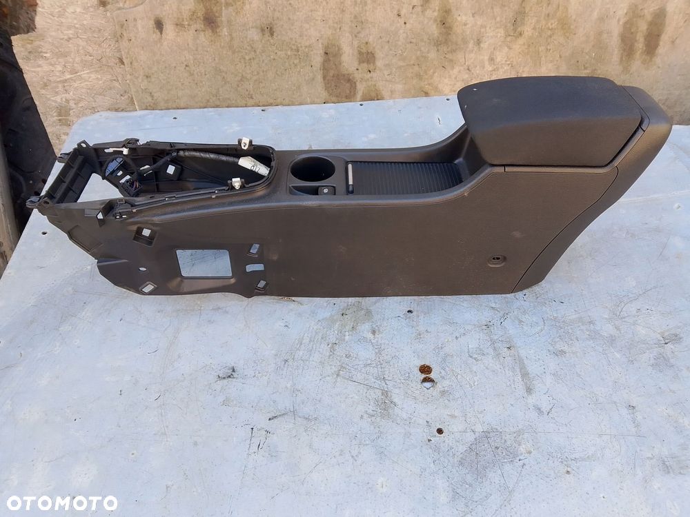podłokietnik opel astra j europa - 1
