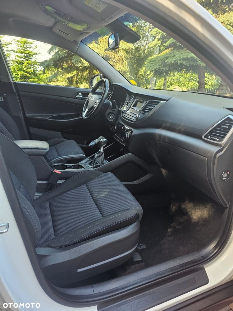 Hyundai Tucson blue 1.6 GDi 2WD Intro Edition - 14