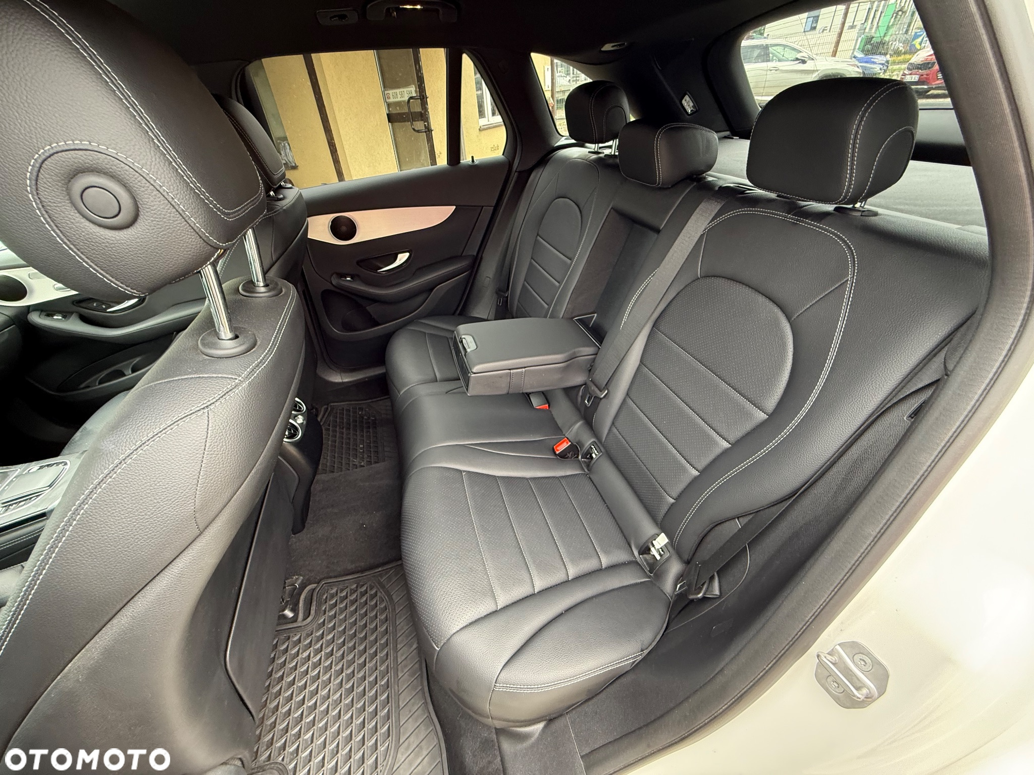 Mercedes-Benz GLC 300 4-Matic - 21