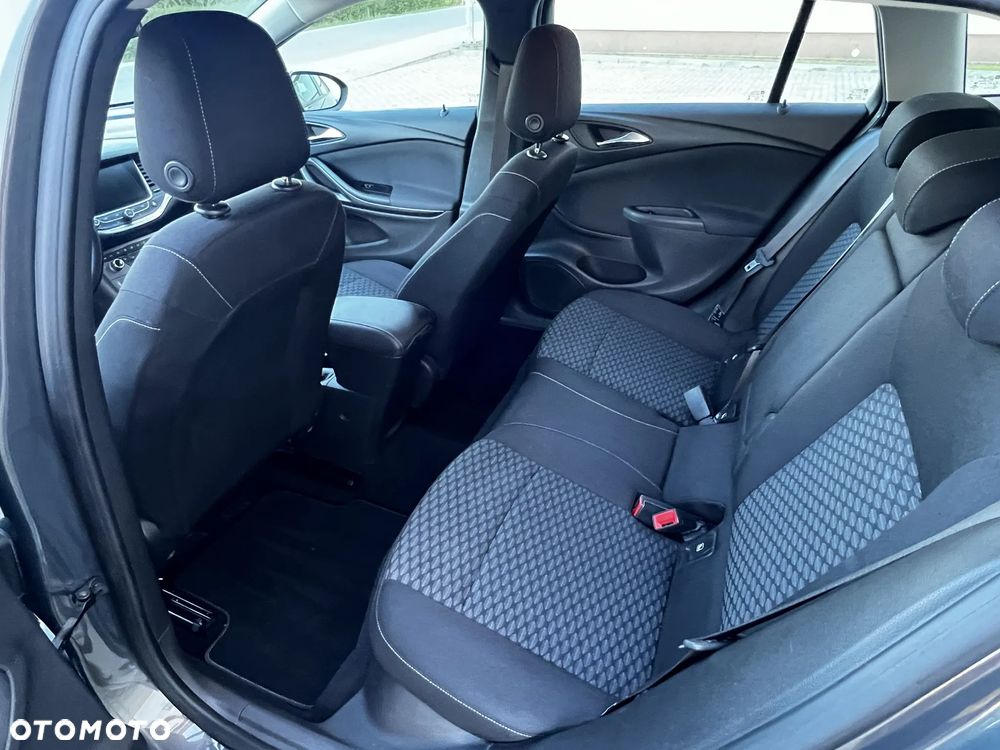 Opel Astra 1.4 Turbo Dynamic - 11
