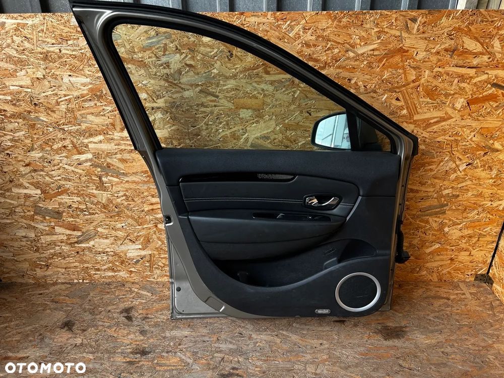 Drzwi PRZEDNIE LEWE lewy przód RENAULT SCENIC 3 III LIFT Kod lakieru: TEHNK - 12