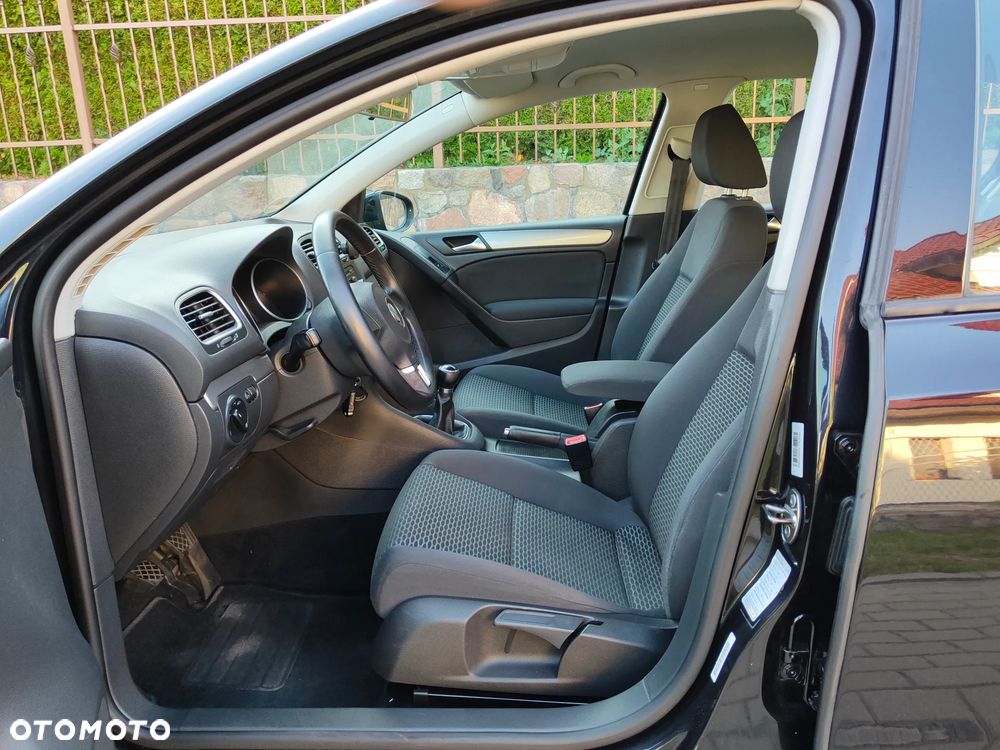 Volkswagen Golf 1.4 MATCH - 14
