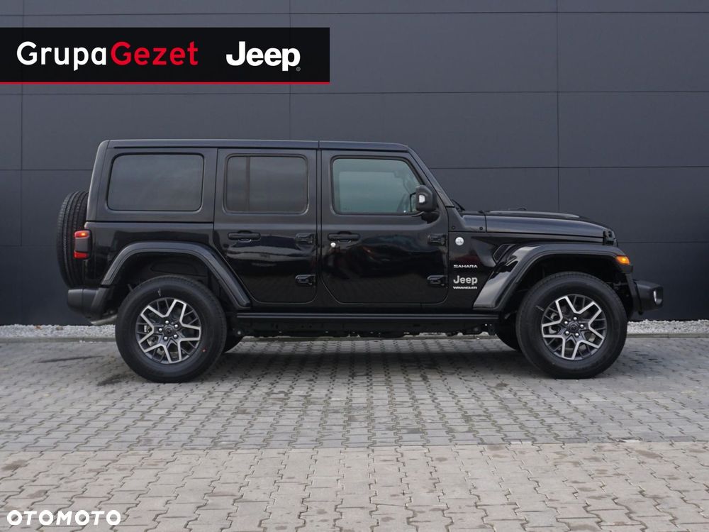 Jeep Wrangler - 4
