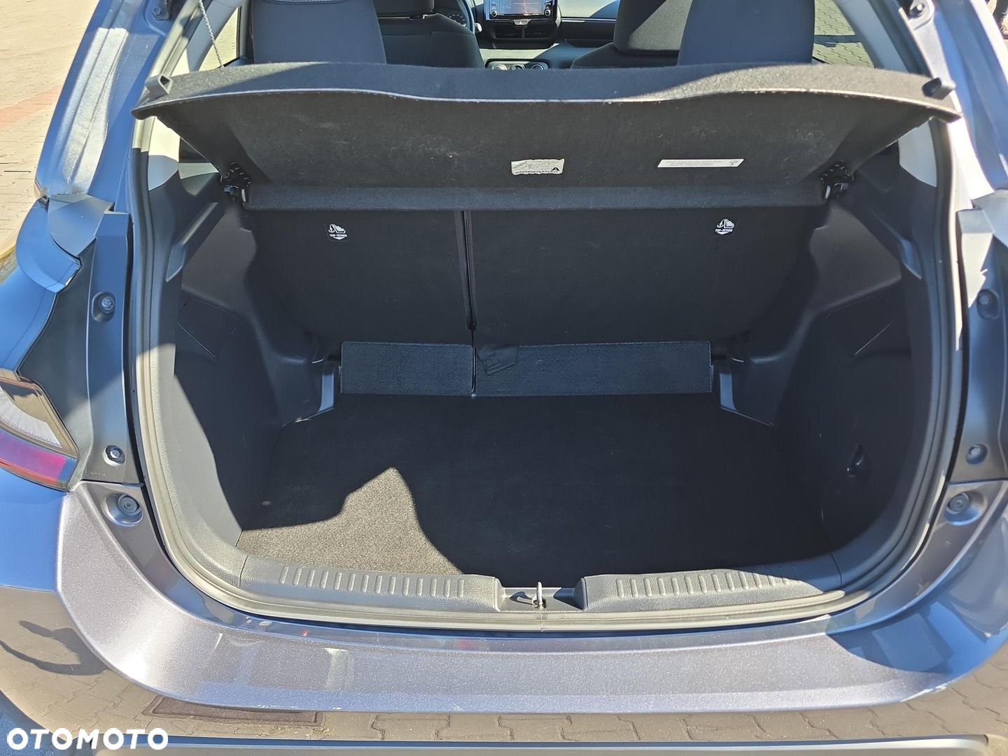 Toyota Yaris - 10