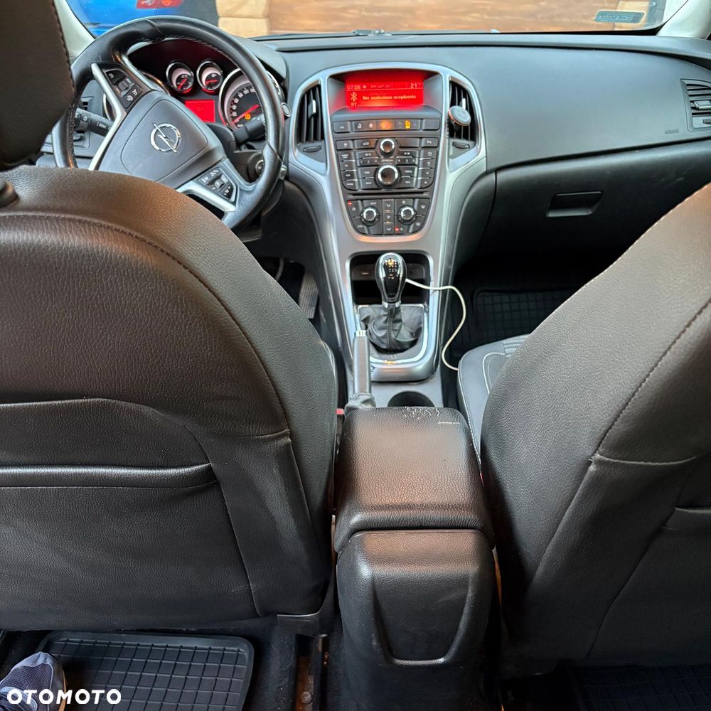 Opel Astra 1.4 T Executive S&S EU6 - 11