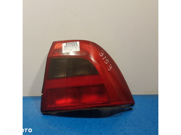 OPEL VECTRA II LAMPA TYŁ PRAWA ZEWNĘTRZNA
