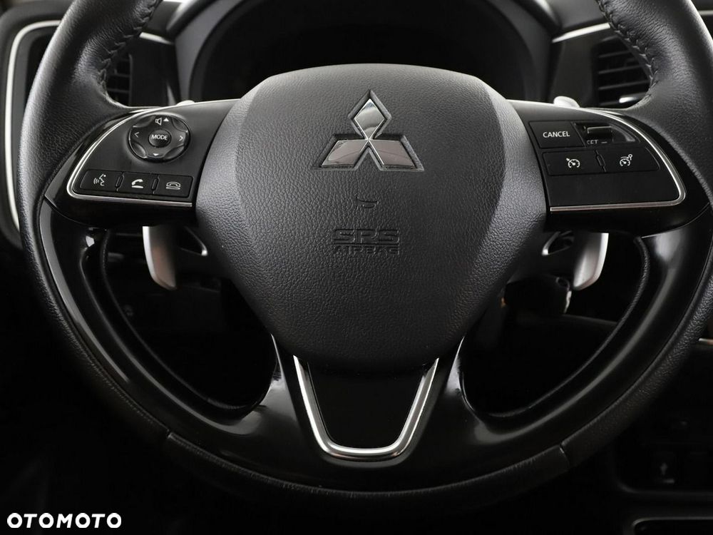 Mitsubishi Outlander 2.0 2WD CVT Diamant Edition+ - 22