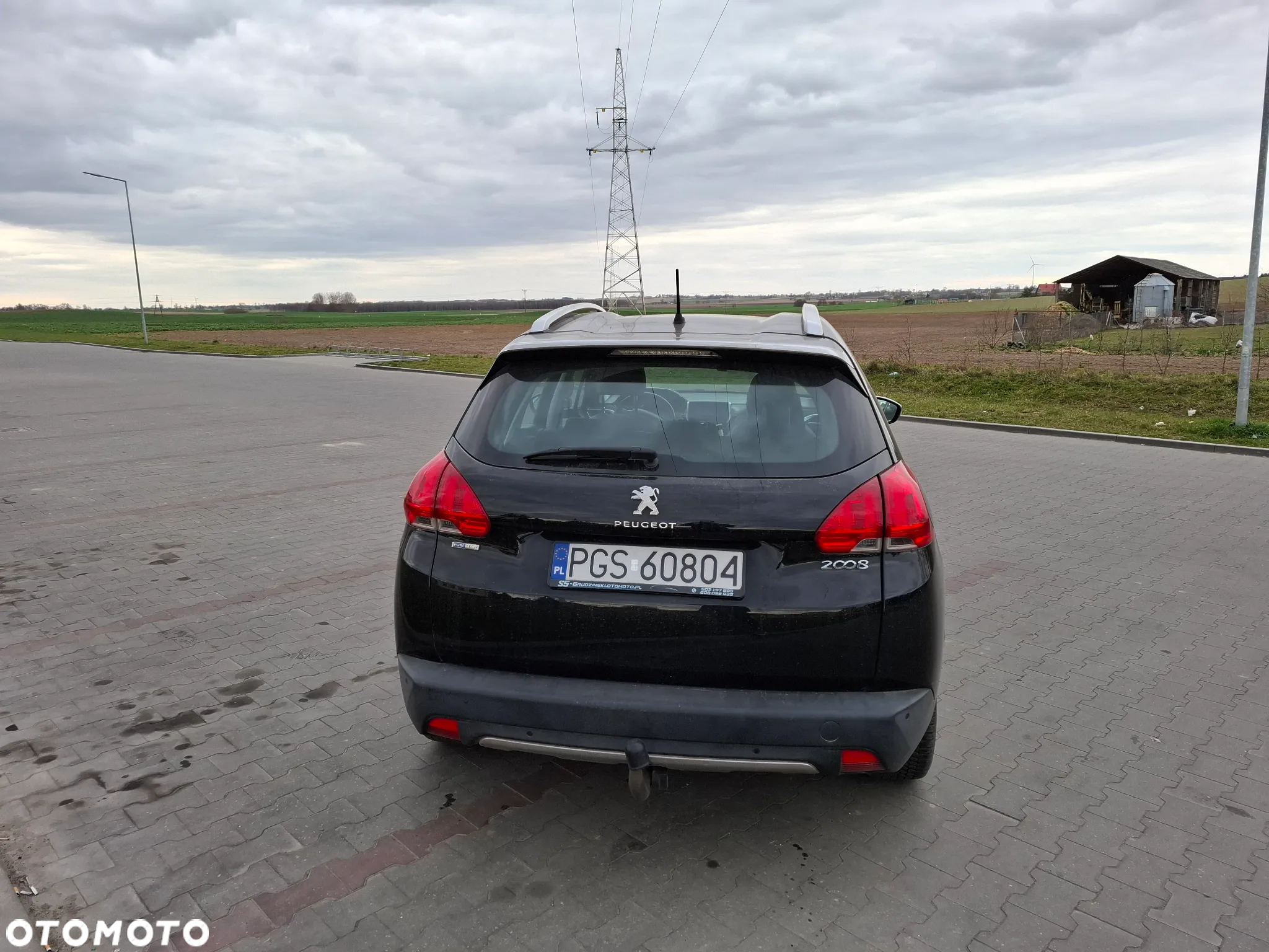 Peugeot 2008 1.2 Pure Tech Allure S&S - 4