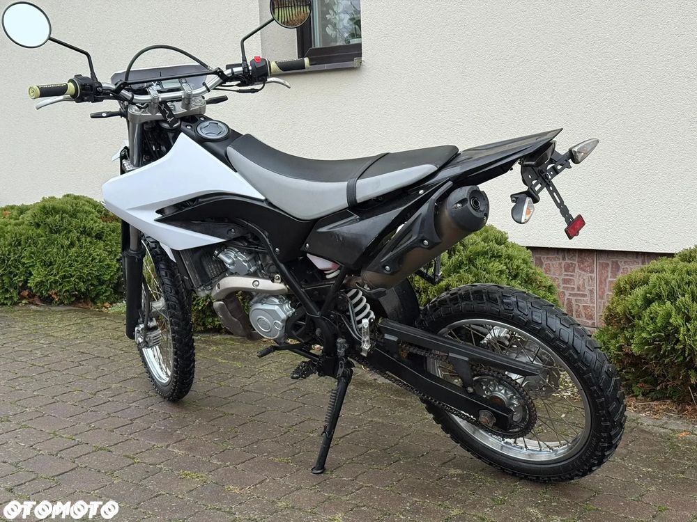Yamaha WR - 6