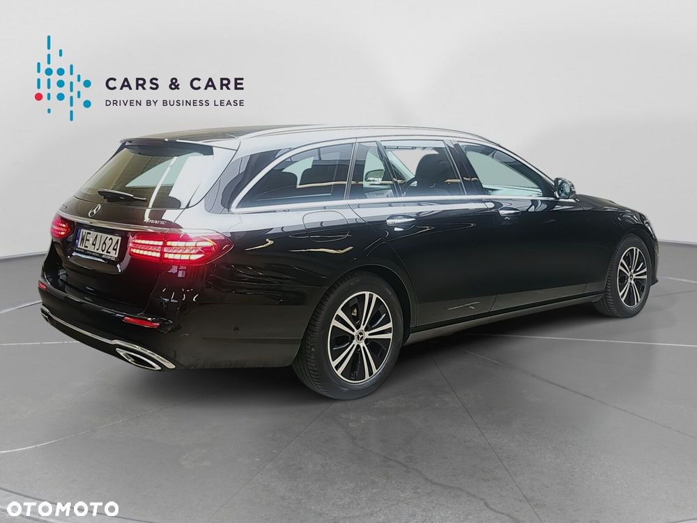 Mercedes-Benz Klasa E 220 d 4-Matic - 17