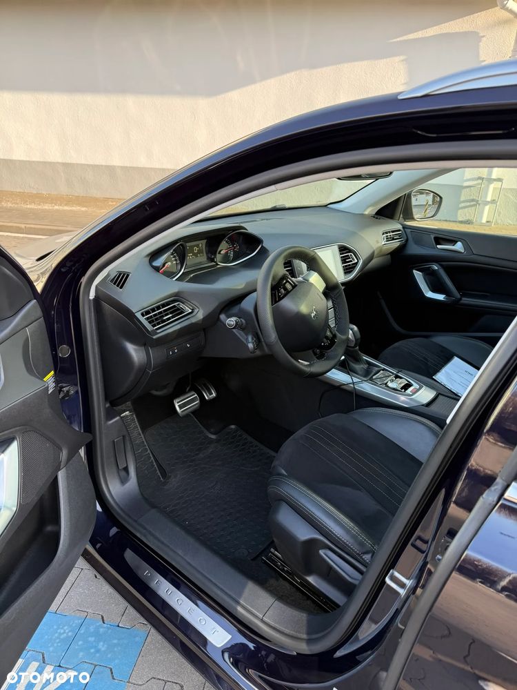 Peugeot 308 BlueHDi FAP 150 EAT6 Stop & Start Allure - 17