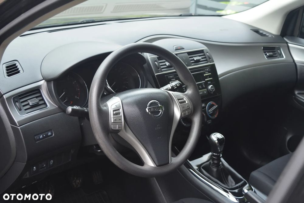 Nissan Pulsar 1.2 DIG-T Tekna EU6 - 16