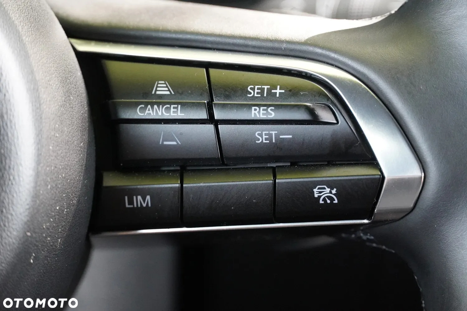 Mazda 3 2.0 mHEV Exclusive Line - 15