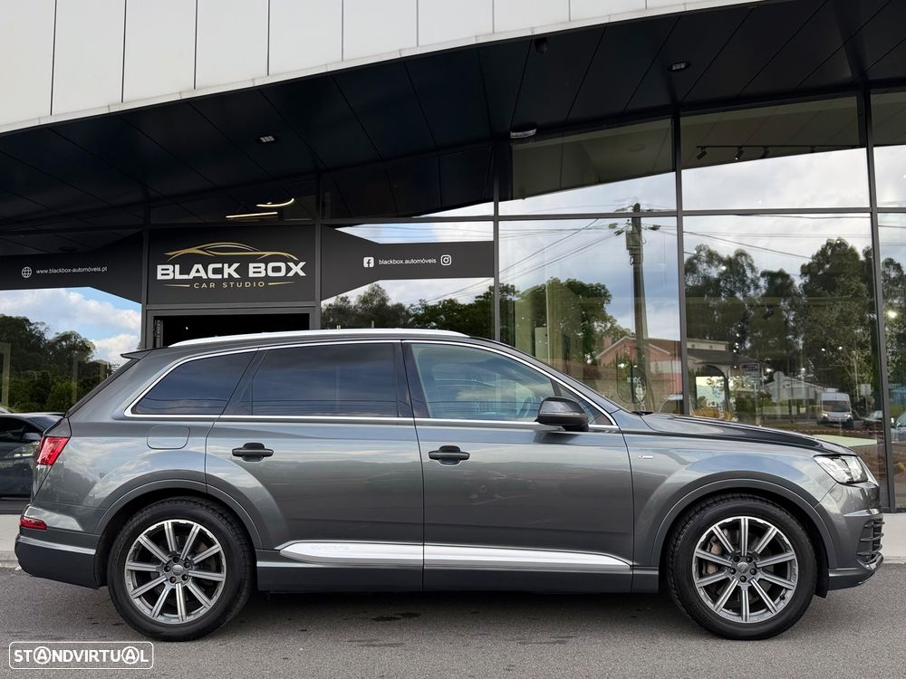 Audi Q7 3.0 TDI quattro tiptronic 7L - 3