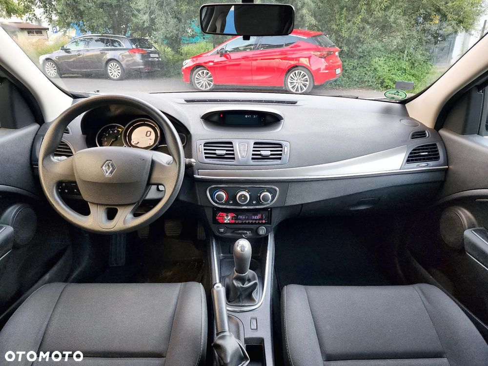 Renault Megane 1.6 16V 100 Authentique - 8