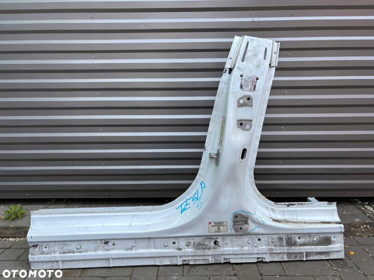 TESLA MODEL S LIFT SŁUPEK PRÓG LEWY - 2