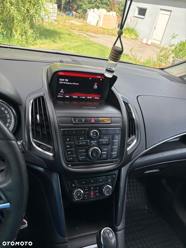 Opel Zafira 2.0 CDTI Cosmo - 8