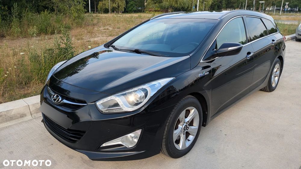 Hyundai i40 Kombi blue 1.6 Family+ - 9
