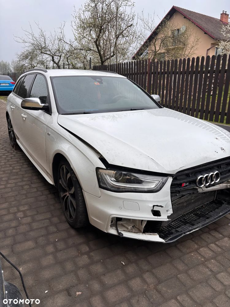 Audi S4 Avant S tronic - 3