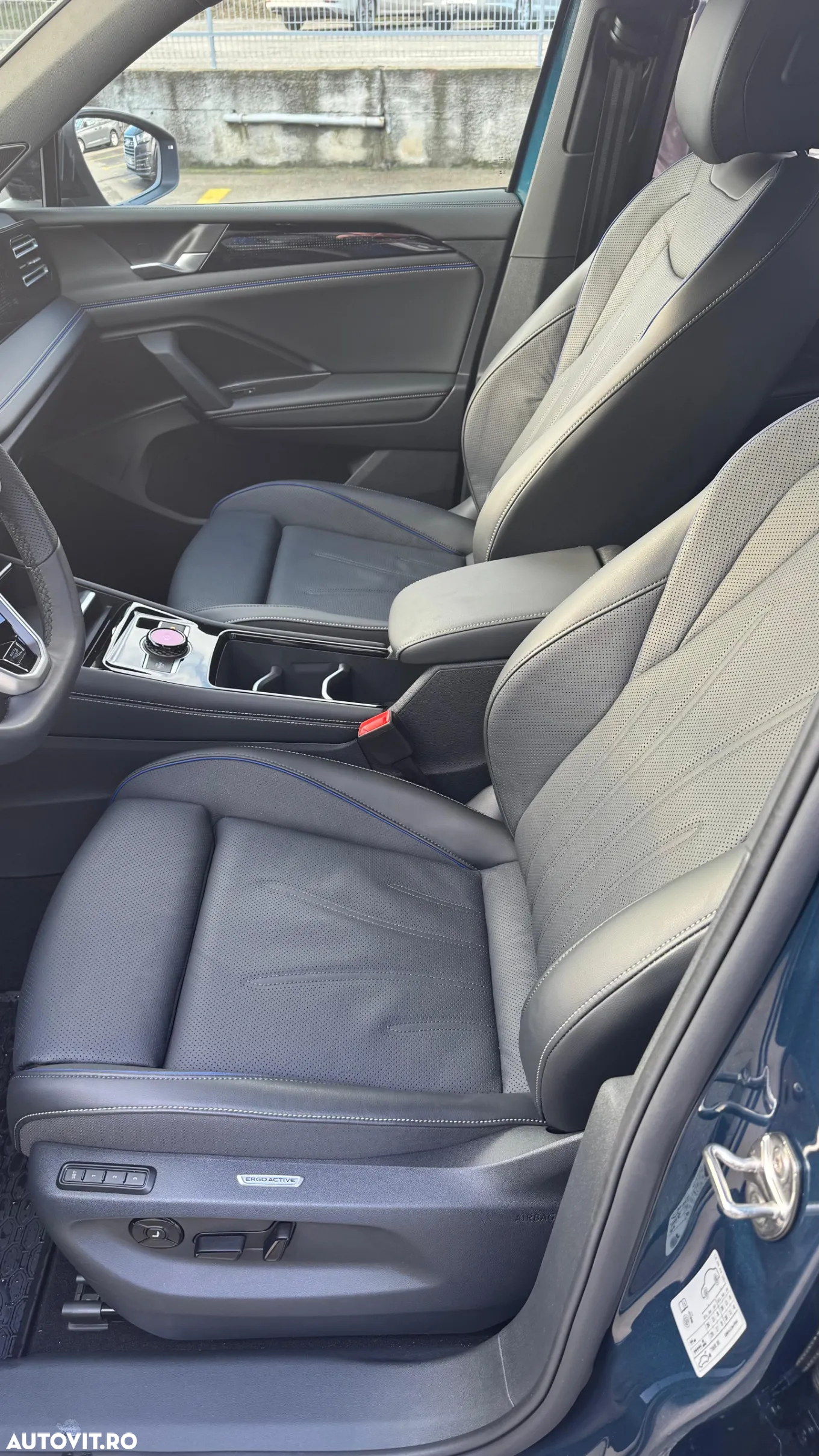 Volkswagen Tiguan 2.0 TDI DSG 4Motion R-Line - 10