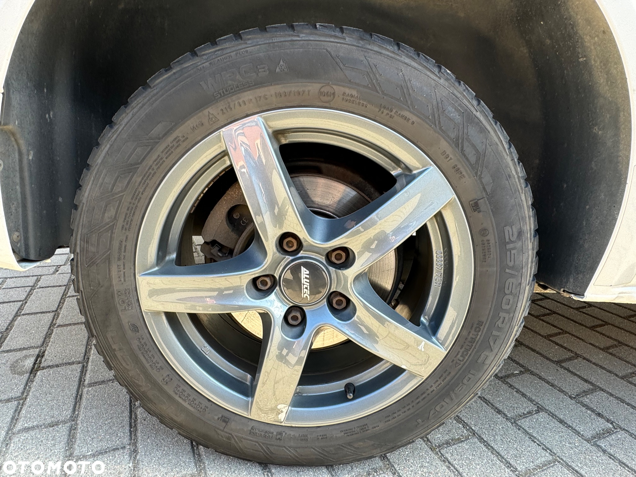 Volkswagen Caravelle 2.0 TDI L2 Comfortline - 14