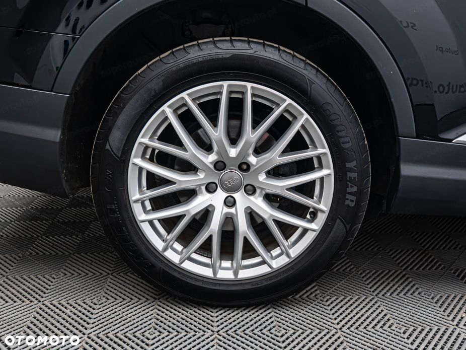 Audi Q7 3.0 TDI ultra Quattro Tiptronic - 32