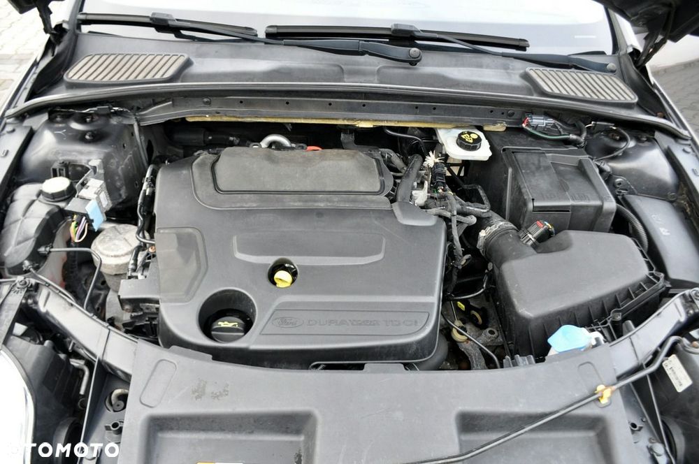 Ford Mondeo - 37