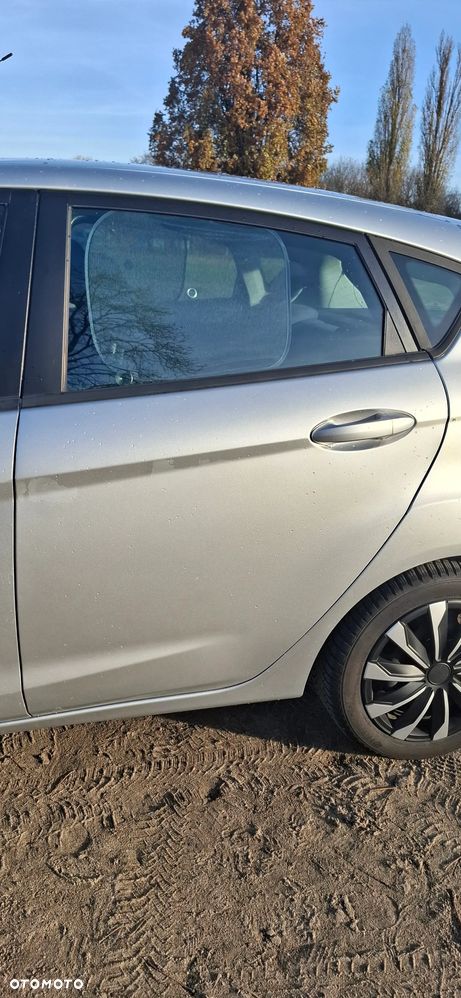 Ford Fiesta 1.25 Ghia EU5 - 9