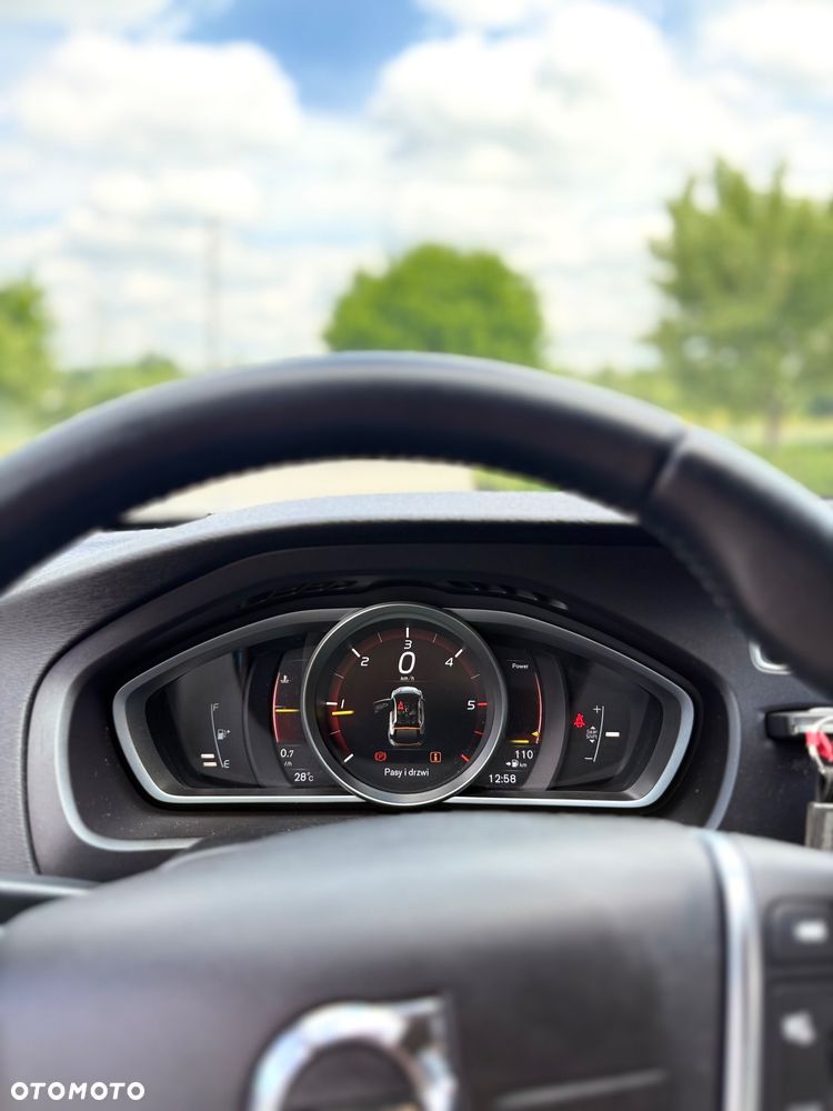 Volvo V40 D2 - 7