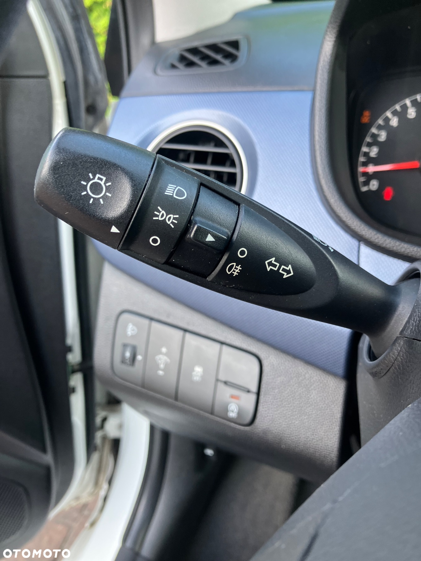 Hyundai i10 1.0 BlueDrive Comfort - 22