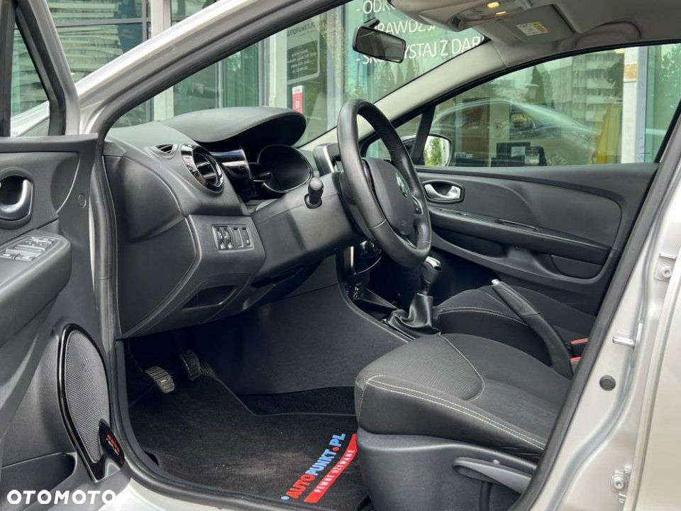 Renault Clio - 9